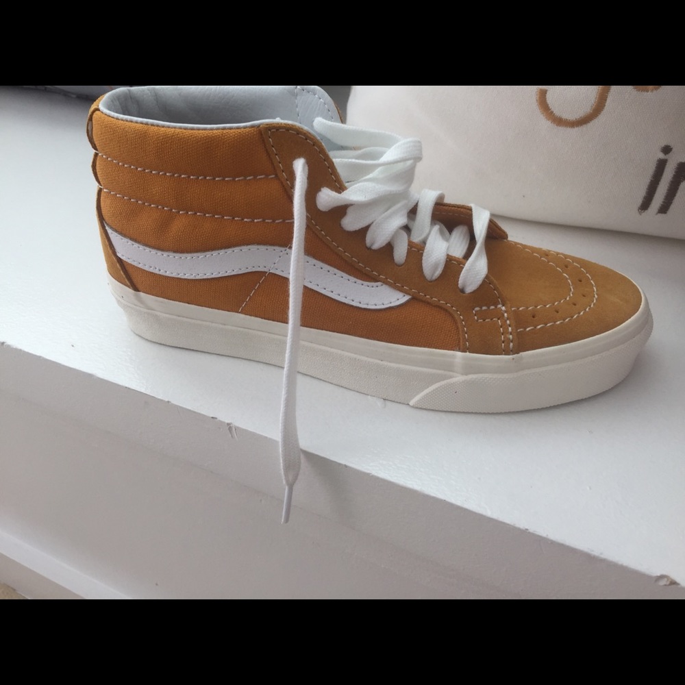 Brand new Vans SK-8 Reissue (sunflower)